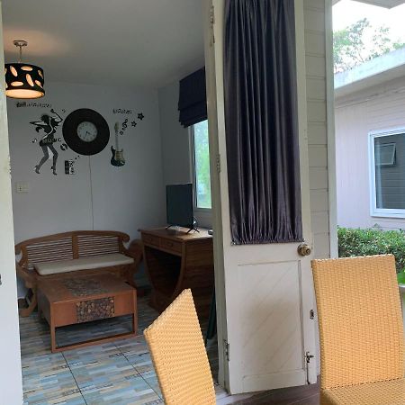 Oyo 75402 Villa Rayonghouse Ban Nong Sai Yong Bagian luar foto