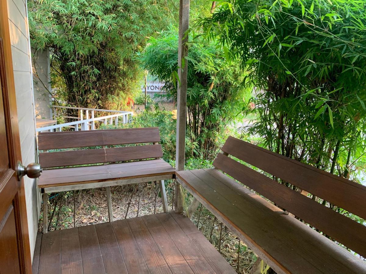 Oyo 75402 Villa Rayonghouse Ban Nong Sai Yong Bagian luar foto