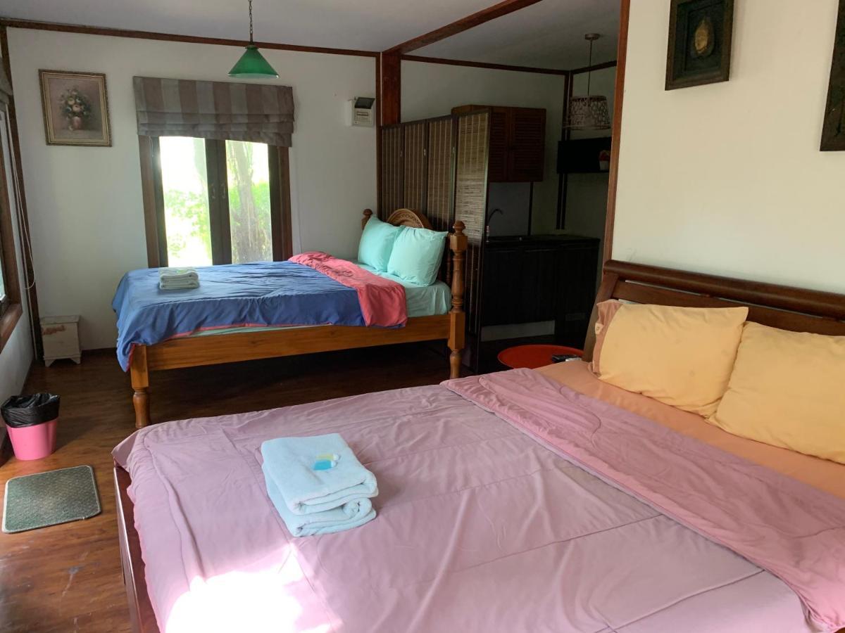 Oyo 75402 Villa Rayonghouse Ban Nong Sai Yong Bagian luar foto