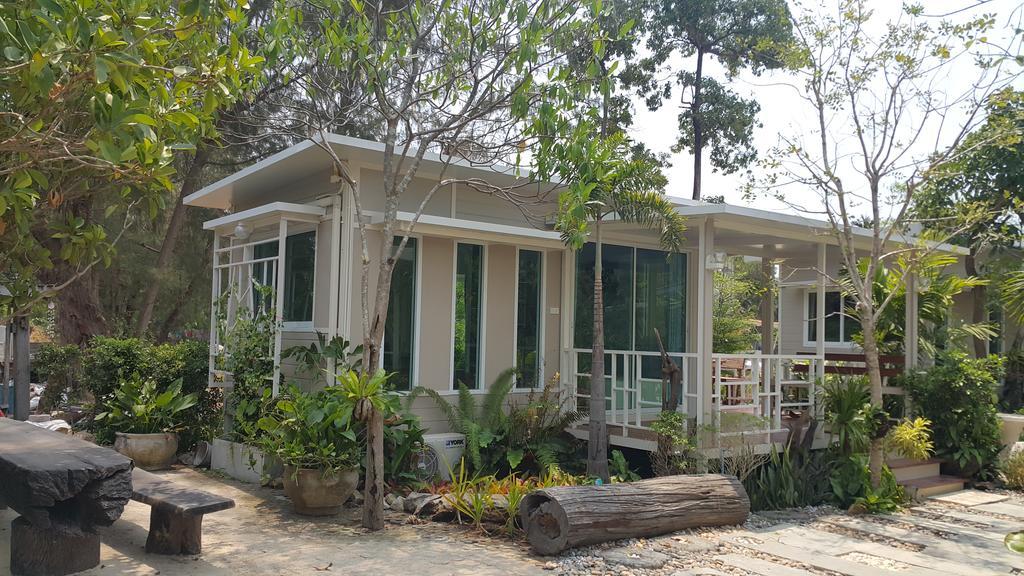 Oyo 75402 Villa Rayonghouse Ban Nong Sai Yong Bagian luar foto