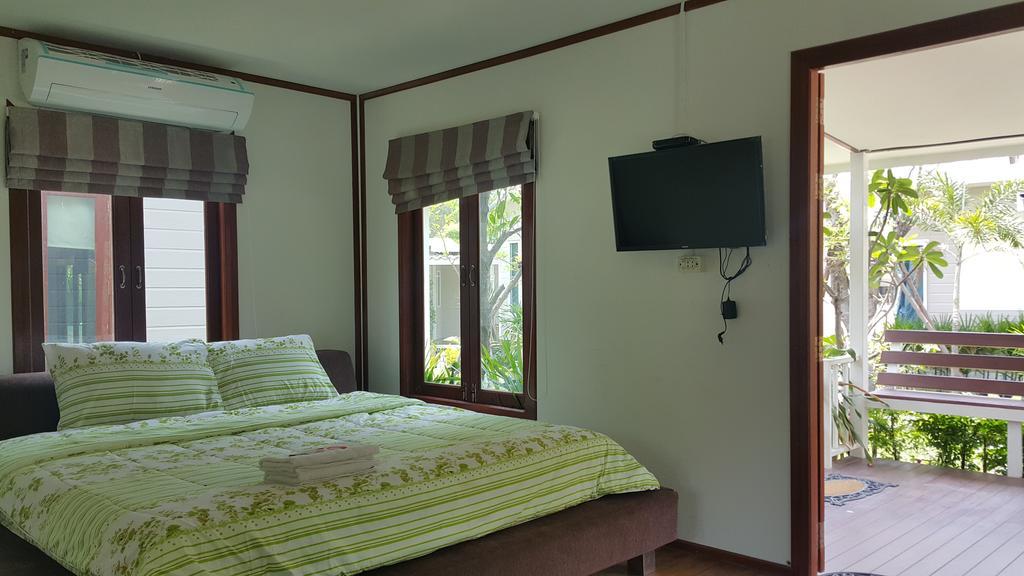 Oyo 75402 Villa Rayonghouse Ban Nong Sai Yong Bagian luar foto